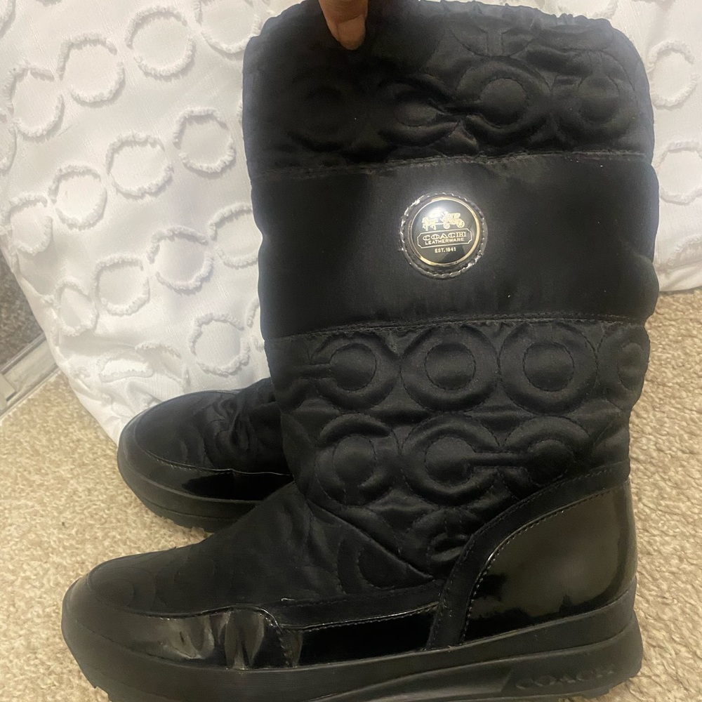 Coach size 9 slightly used